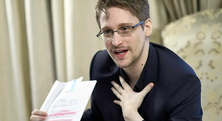 Edward Snowden: "CBDCs são moedas criptofascistas"